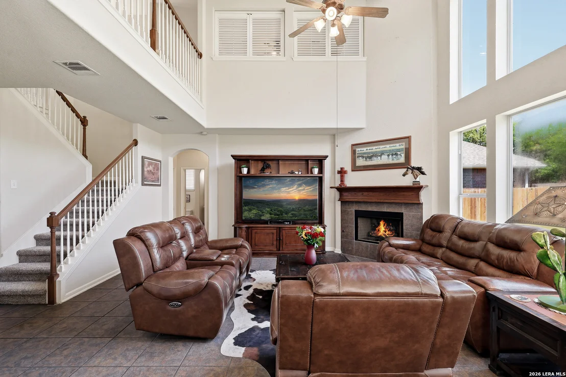 Photo of 1219 Wilder Pond