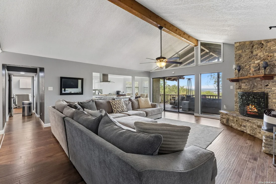 Photo of 157 Lorne