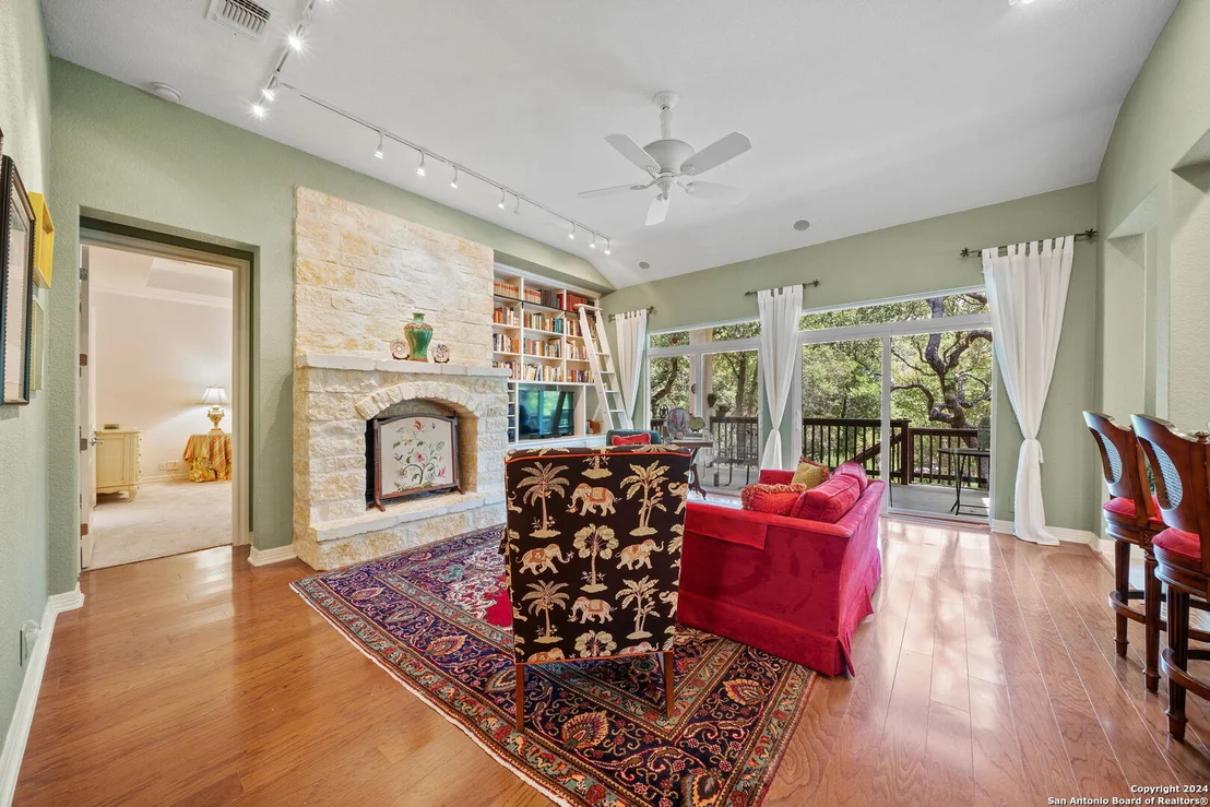 Photo of 12611 Biscuit Hill