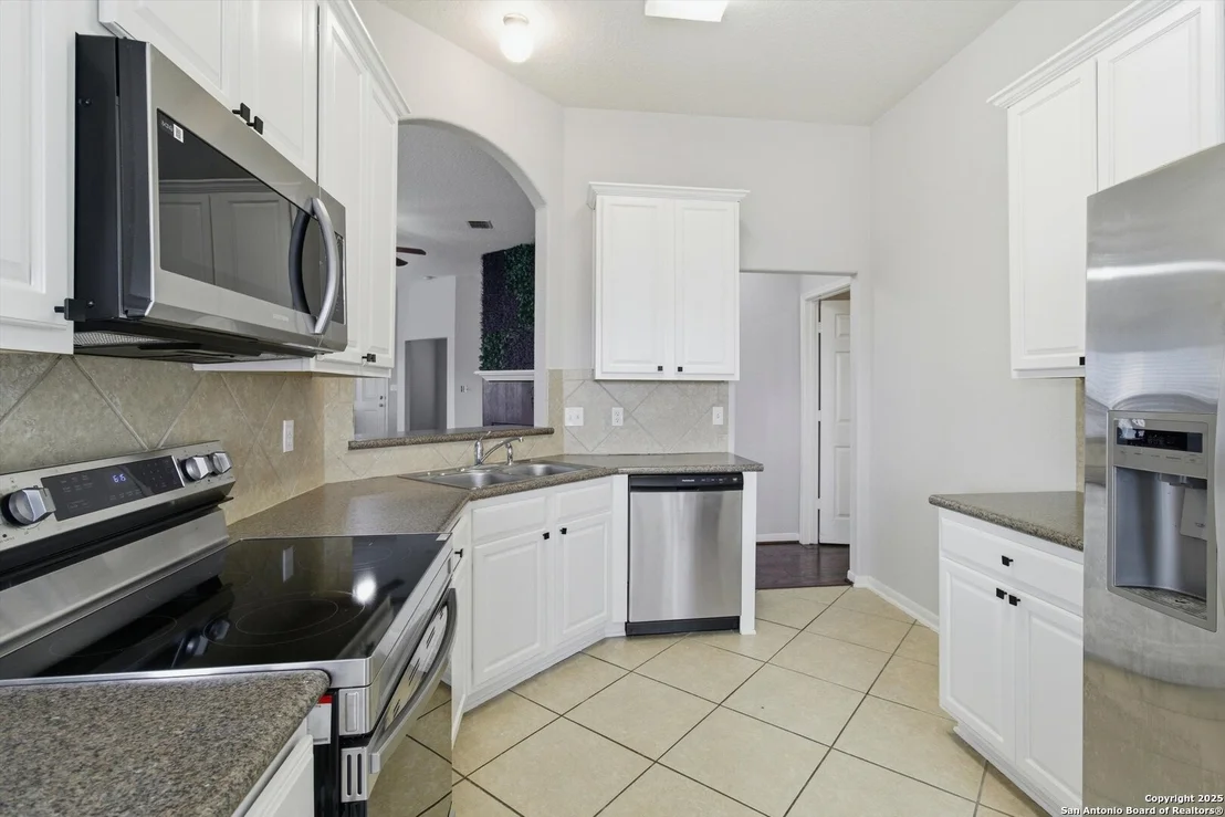 Photo of 8242 Pioneer Oak