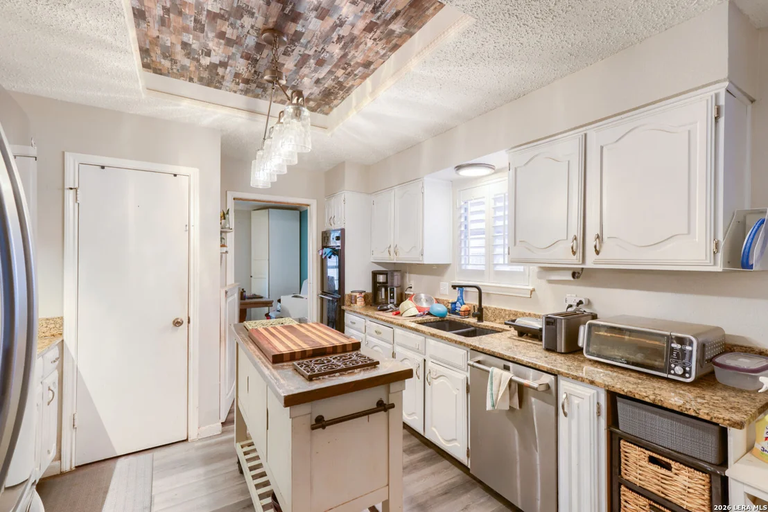 Photo of 3438 FOXBRIAR LN