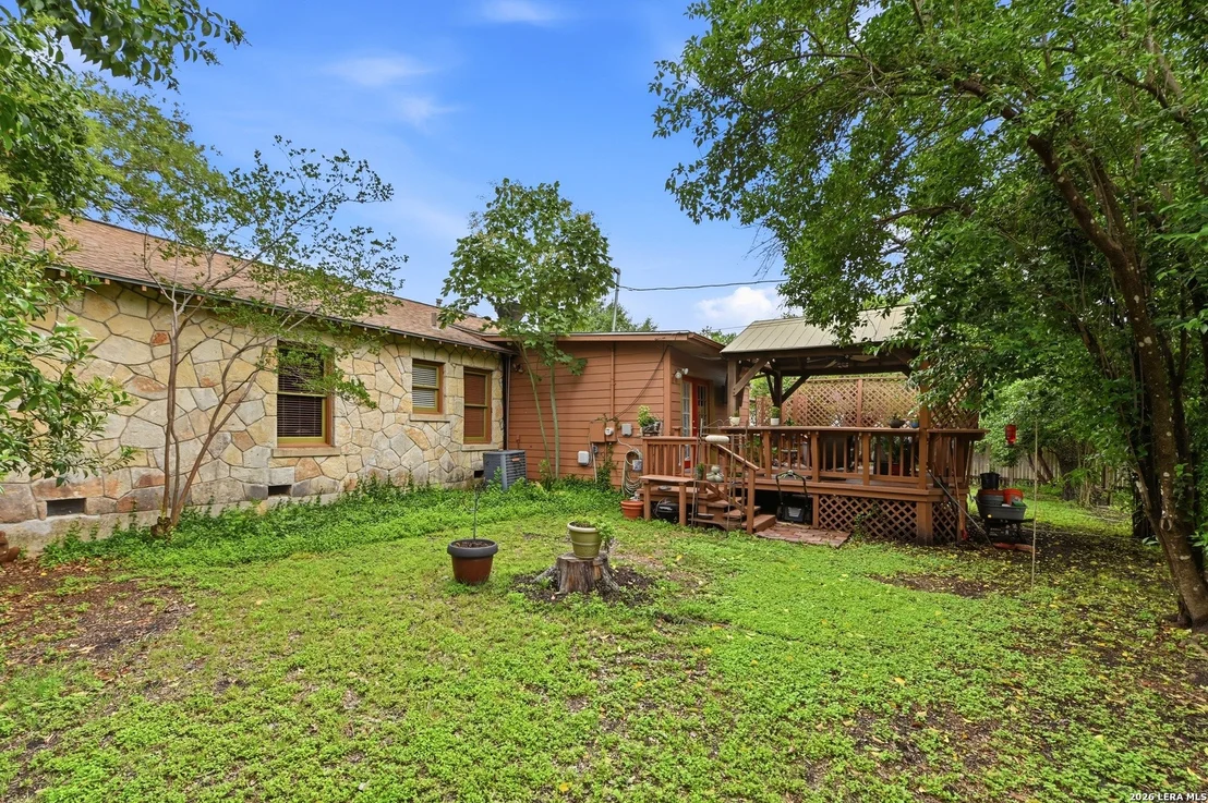 Photo of 237 THORAIN BLVD