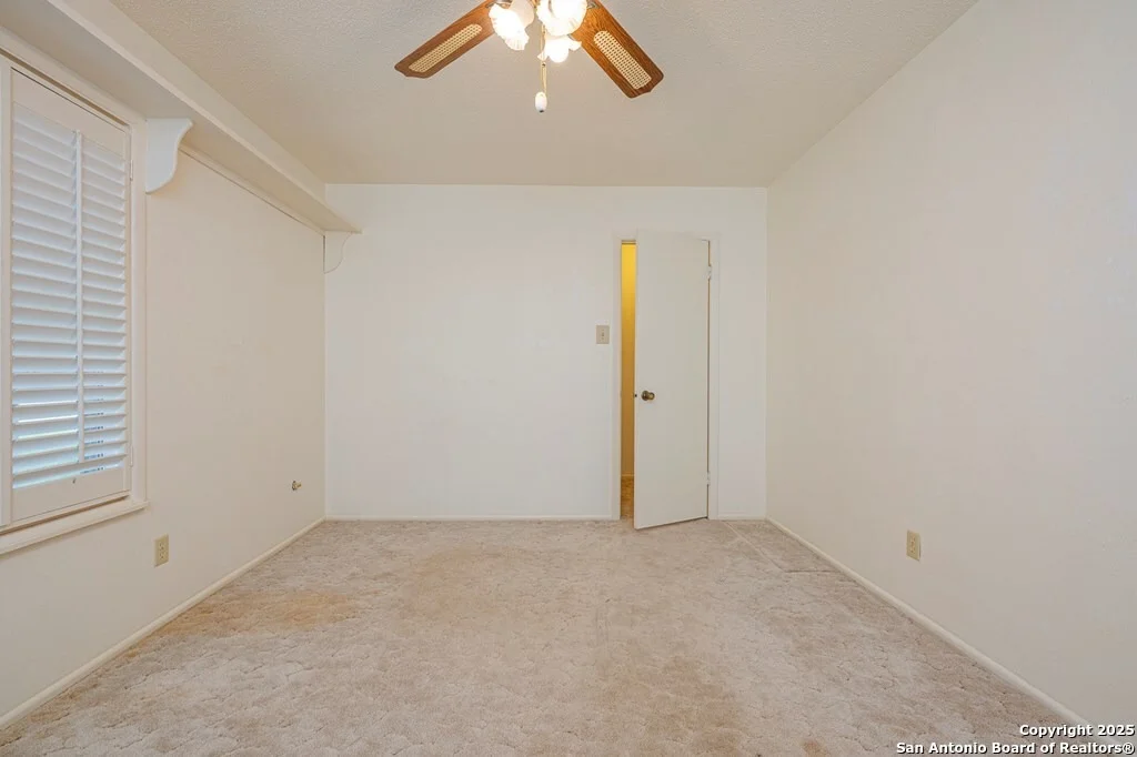 Photo of 23 Encino Loma