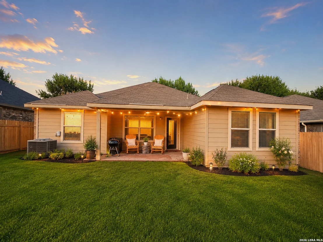 Photo of 121 Rawhide Way