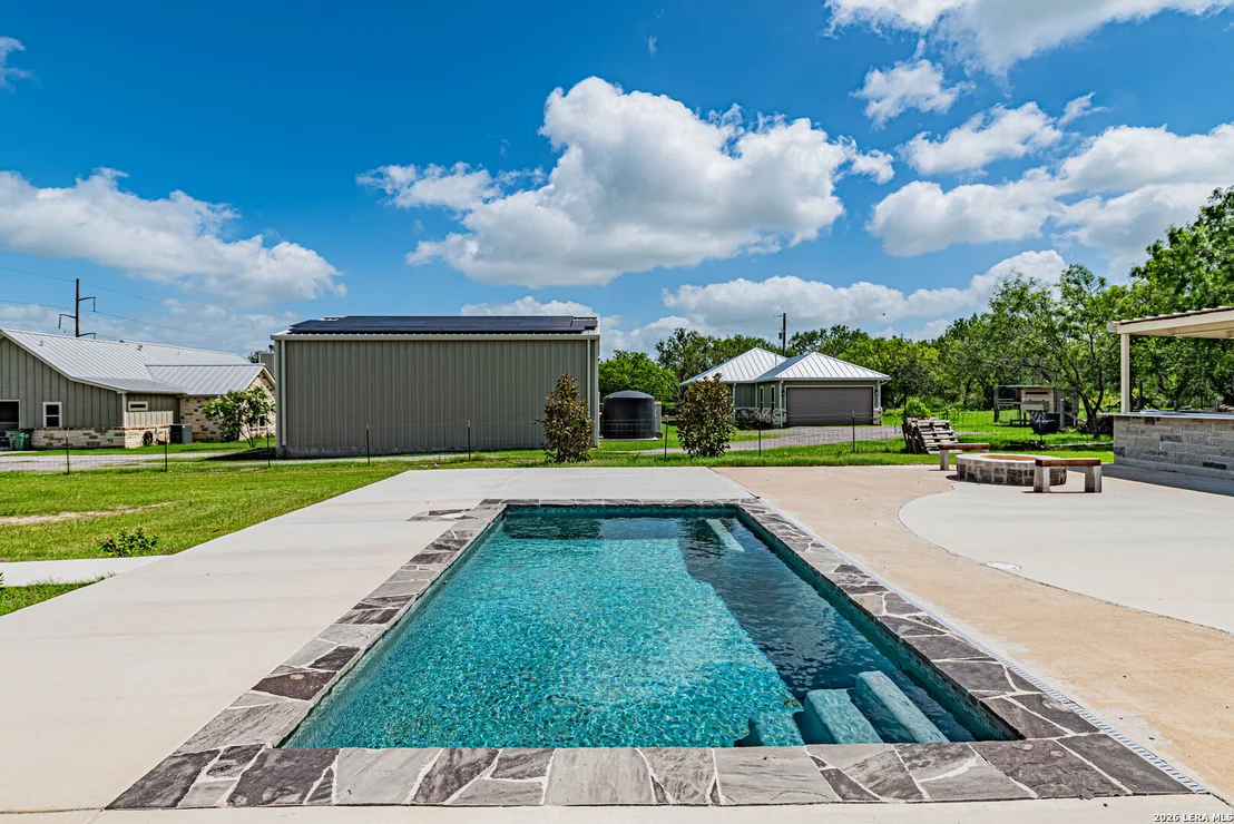 Photo of 731 County Road 356