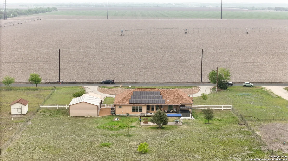 Photo of 861 County Road 464