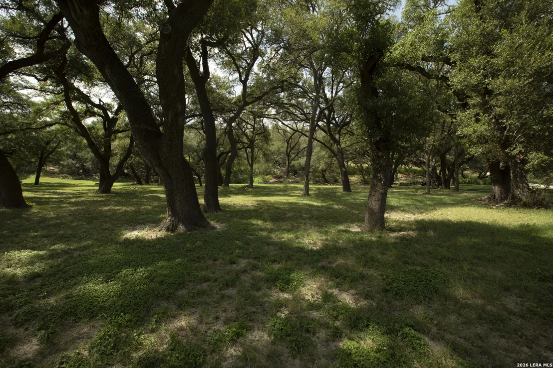 Photo of 325 RIVER RDG