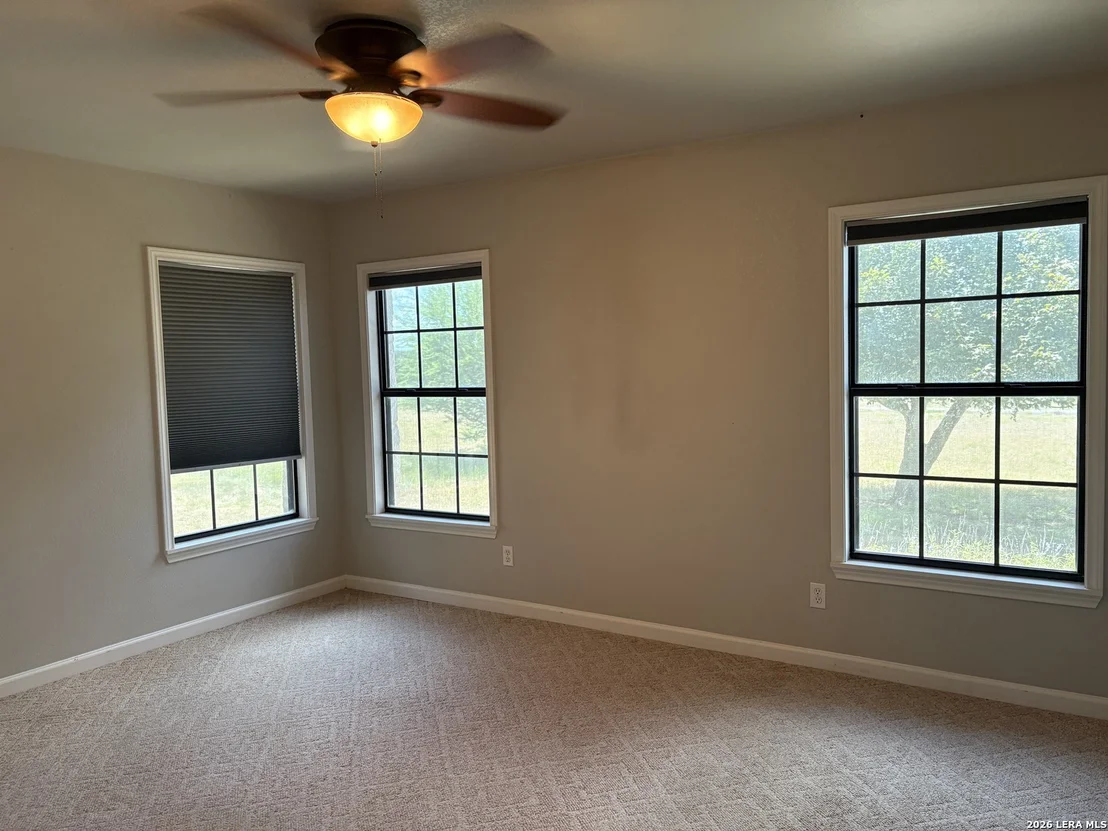 Photo of 472 Valley View Trail