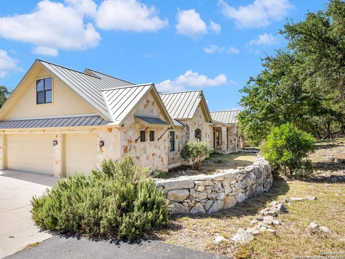 Photo of 34 Concho