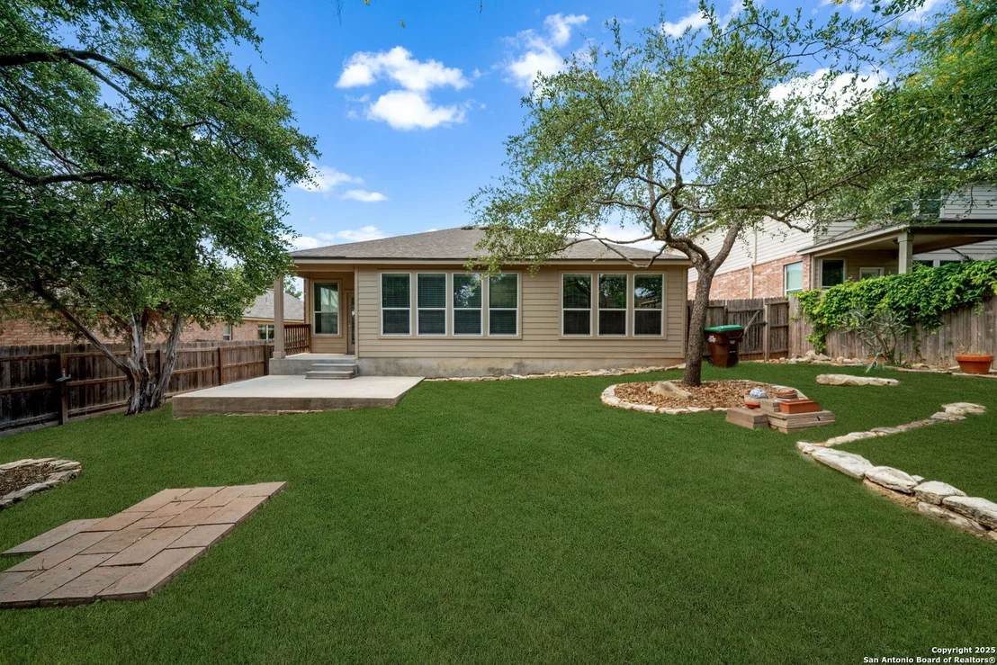 Photo of 1014 Windy Pond