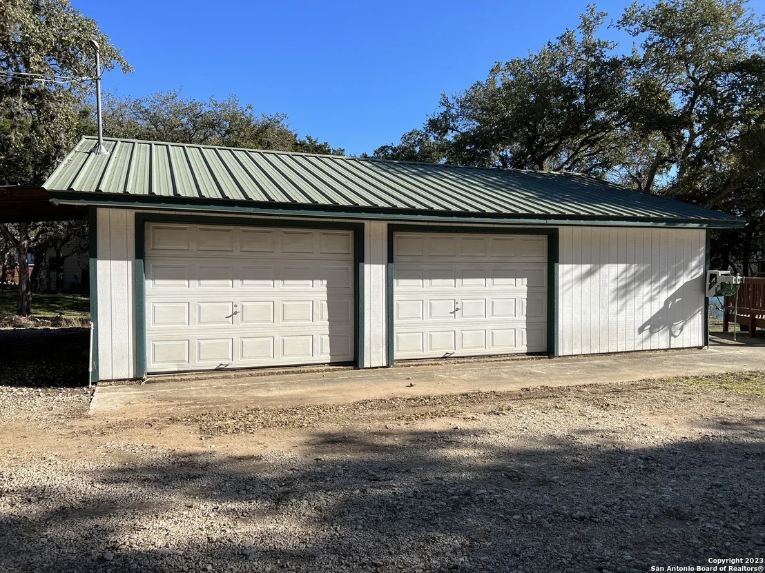 Photo of 119 CEDAR TREE LN