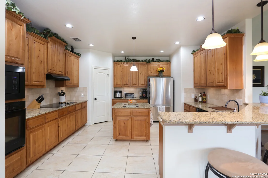 Photo of 861 County Road 464