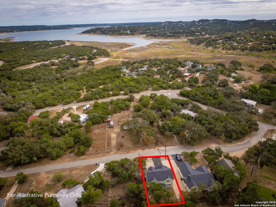 Photo of 1672 Hillcrest Forest