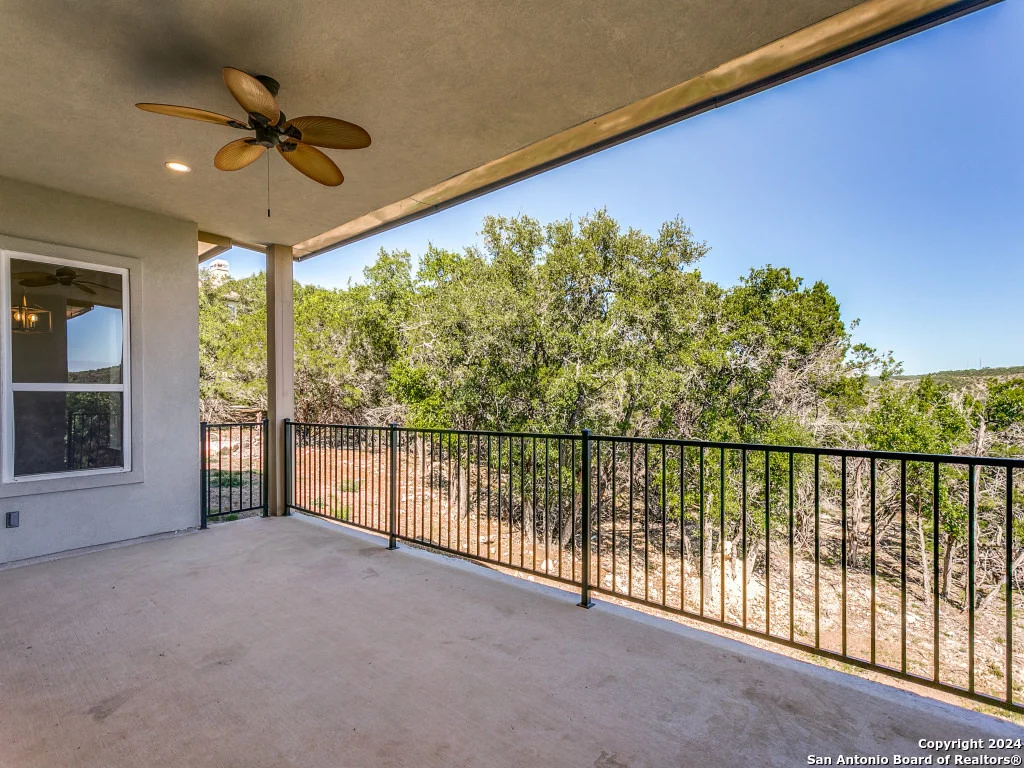 Photo of 929 MOONLIGHT DR