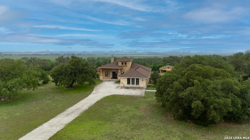 Photo of 951 Private Road 3702