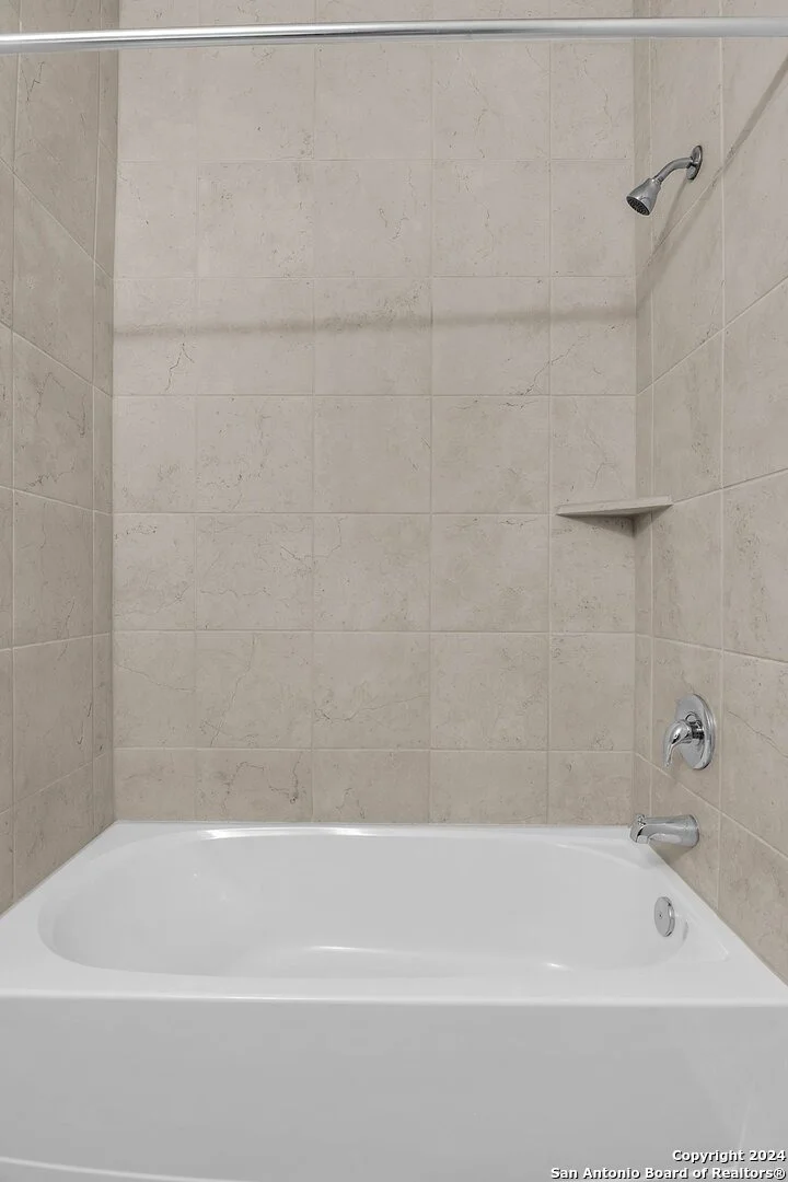 Photo of 5511 Devils Gate