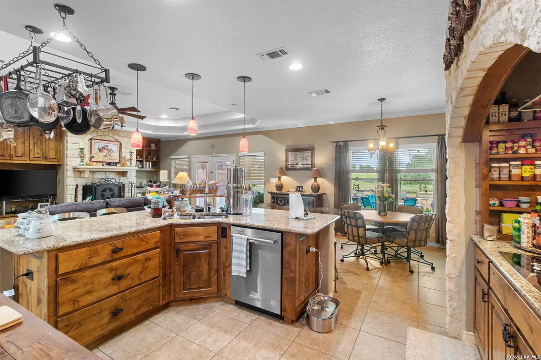 Photo of 212 ANTLER CIR