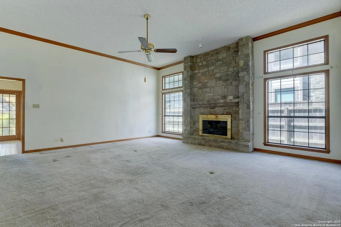 Photo of 8502 Upton