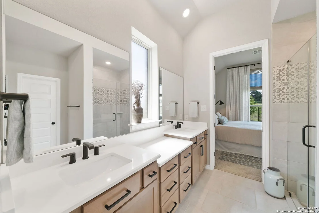 Photo of 122 Indigo Bend