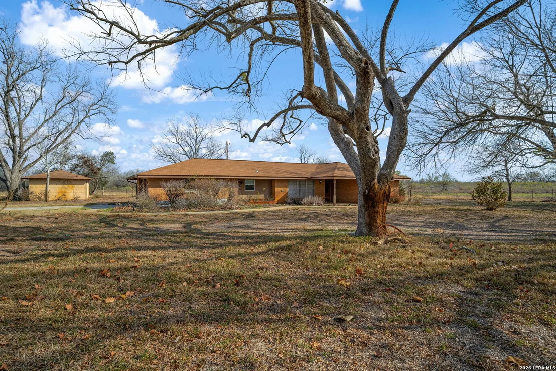 Photo of 7414 us highway 281