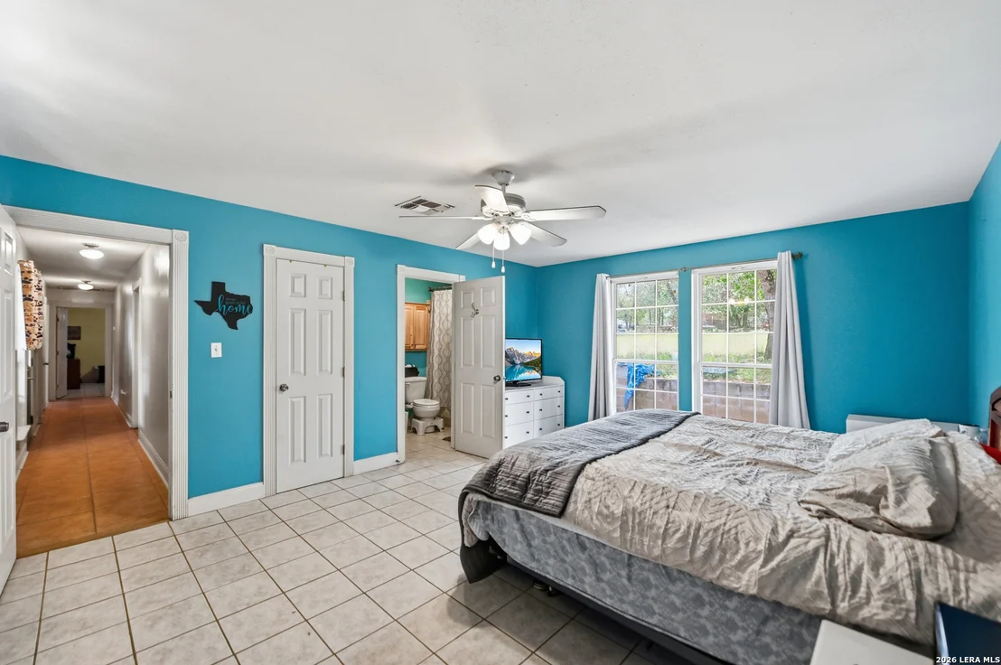 Photo of 1027 Bluebonnet