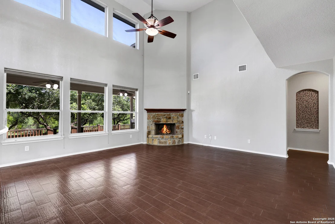Photo of 25511 Willard Path