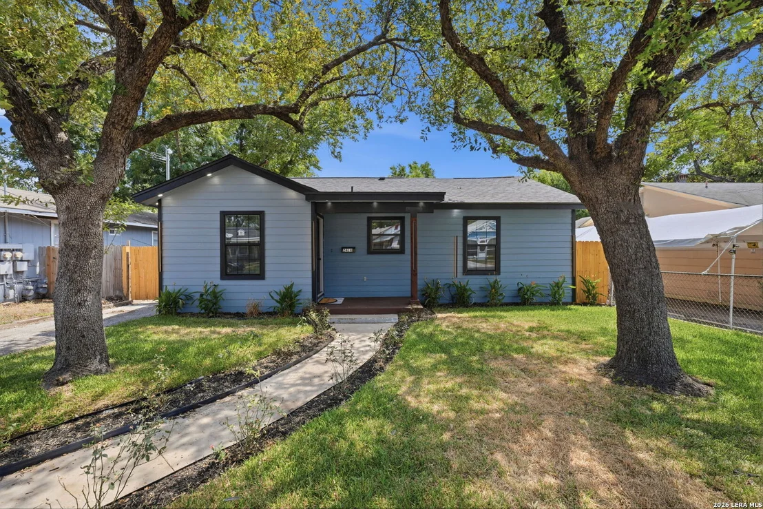 Photo of 2410 Lee Hall