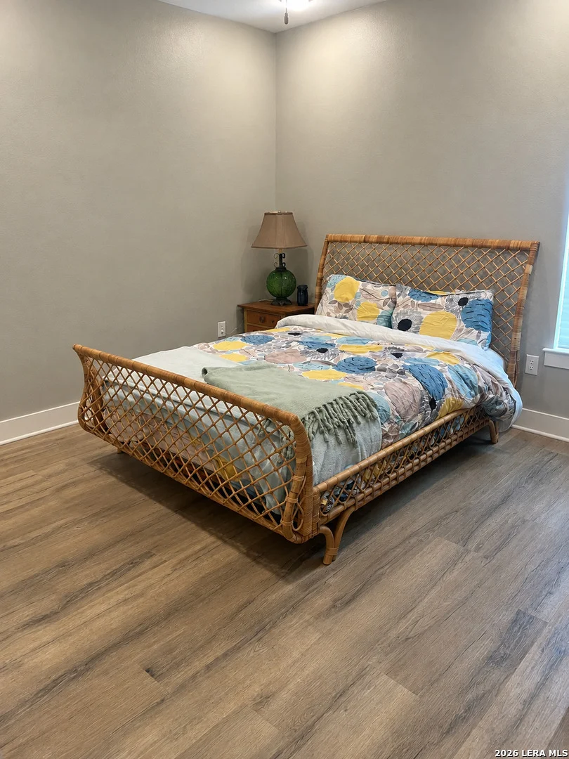 Photo of 137 OASIS CIR