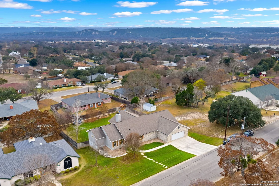 Photo of 138 W Holly Hill Dr