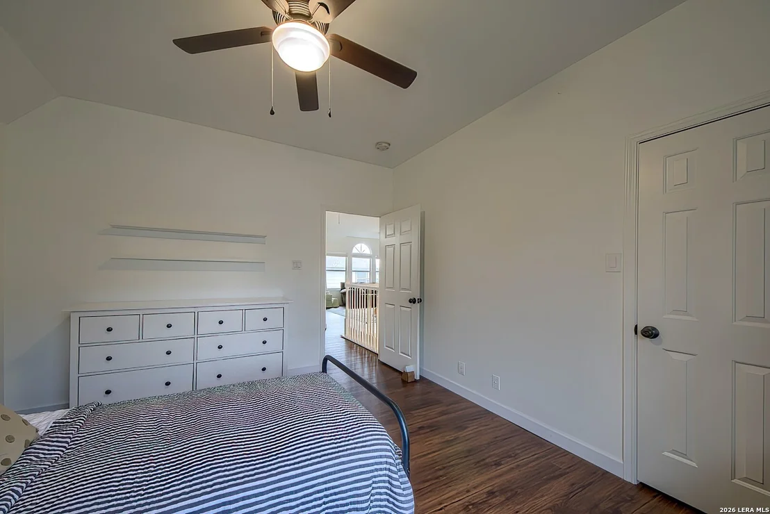 Photo of 19442 Mill Oak