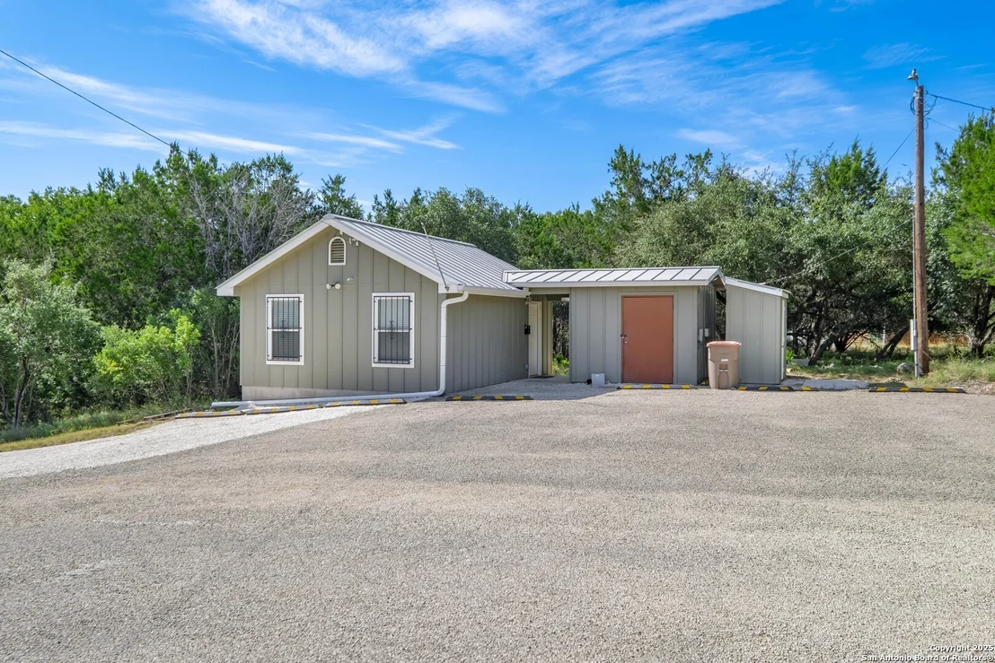 Photo of 202 Roaring Creek Dr