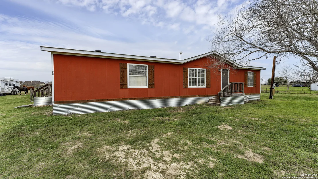 Photo of 108 Oak View