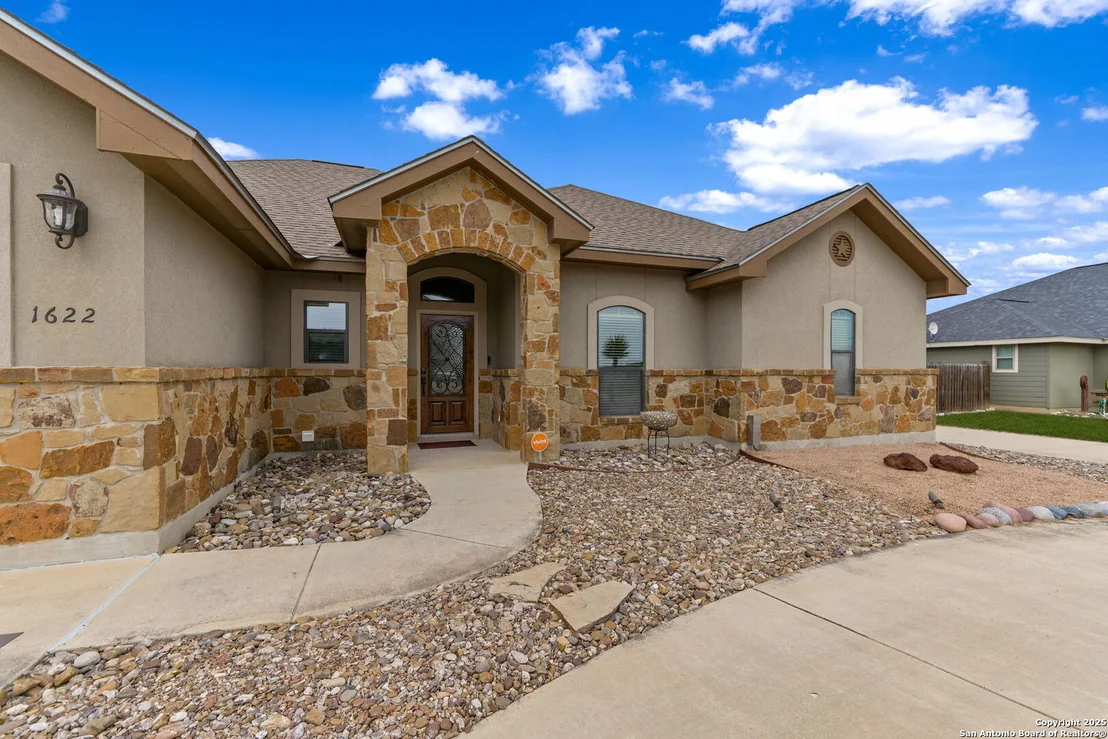 Photo of 1622 Stonehaven