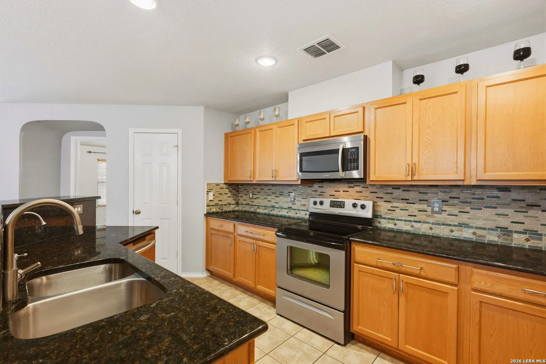 Photo of 1318 LAUREL LK