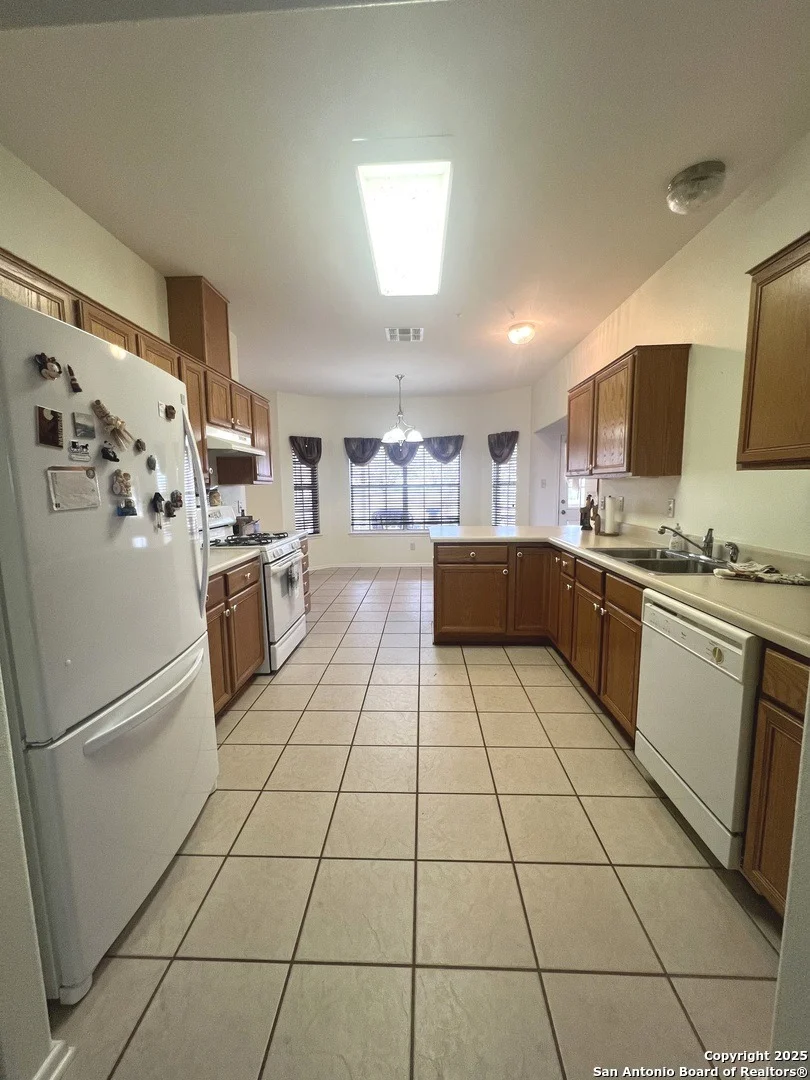 Photo of 677 DEER TRAIL DR