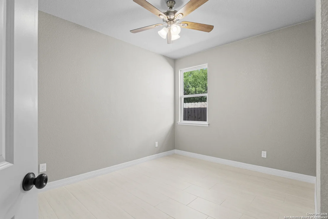 Photo of 109 Sutton PL