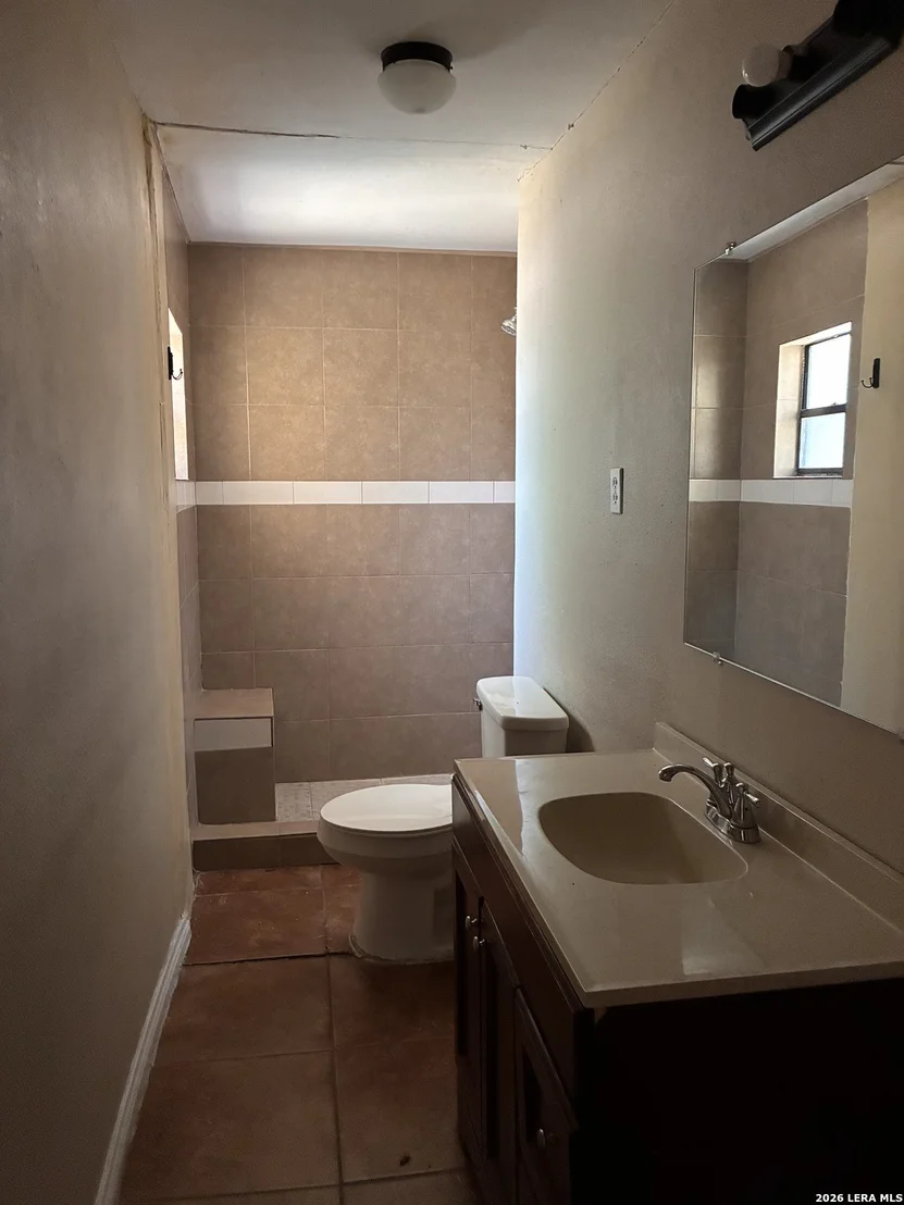 Photo of 1398 Wilson
