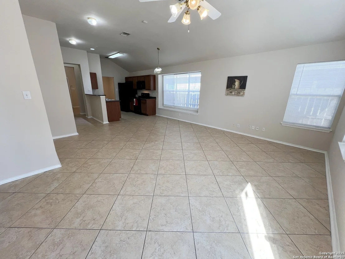 Photo of 7130 Heathers Place