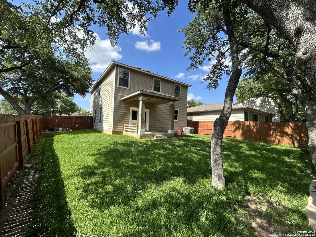 Photo of 125 Lilly