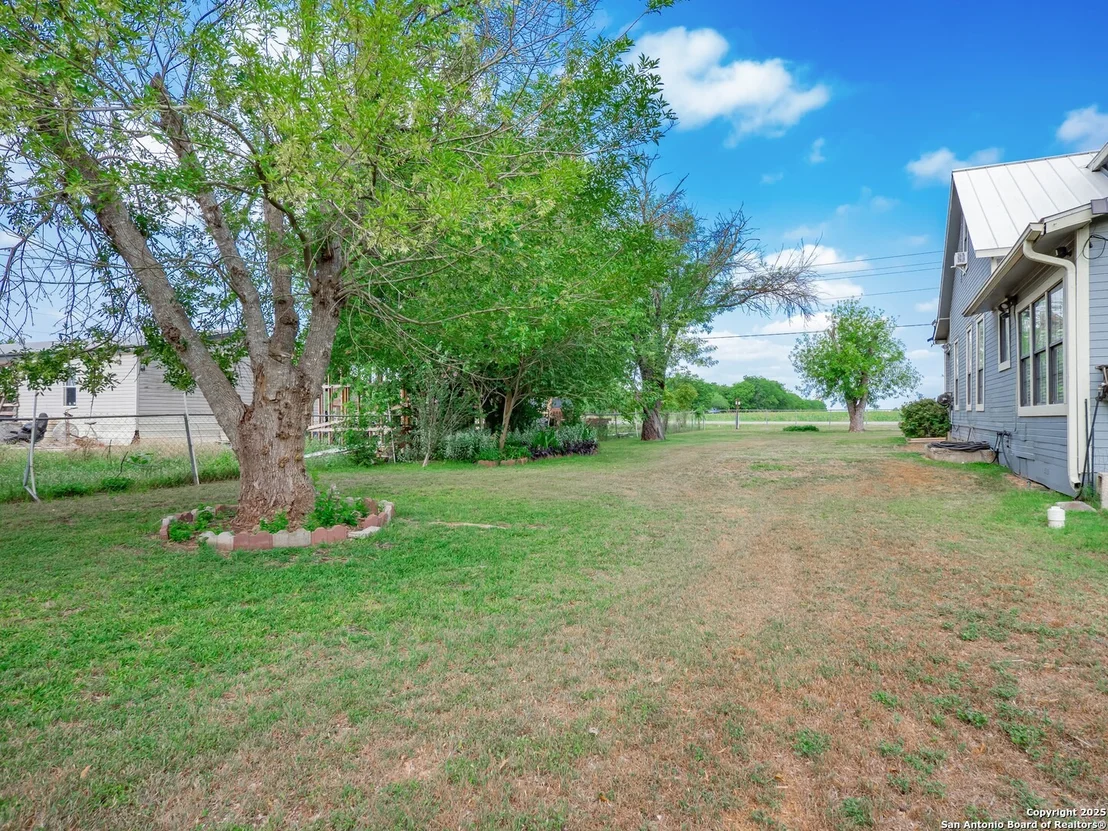 Photo of 2275 Huber Rd