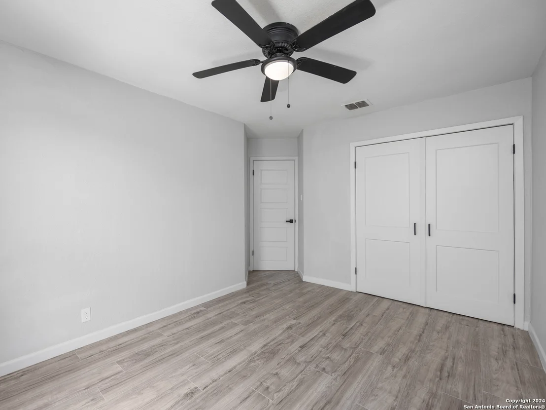 Photo of 7707 clear ridge