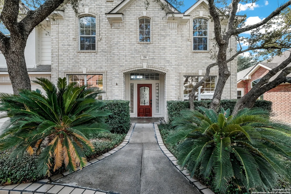 Photo of 726 Mello Oak