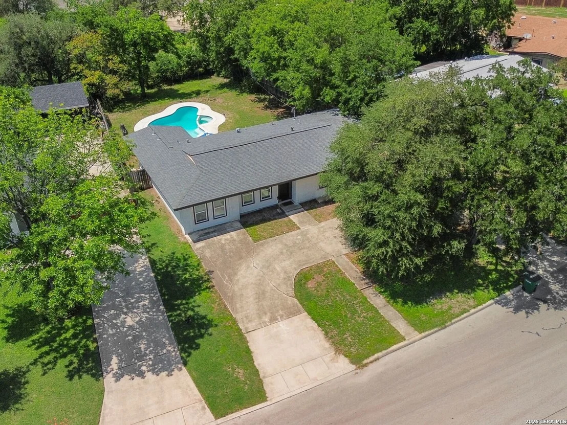Photo of 503 Pickwell Dr