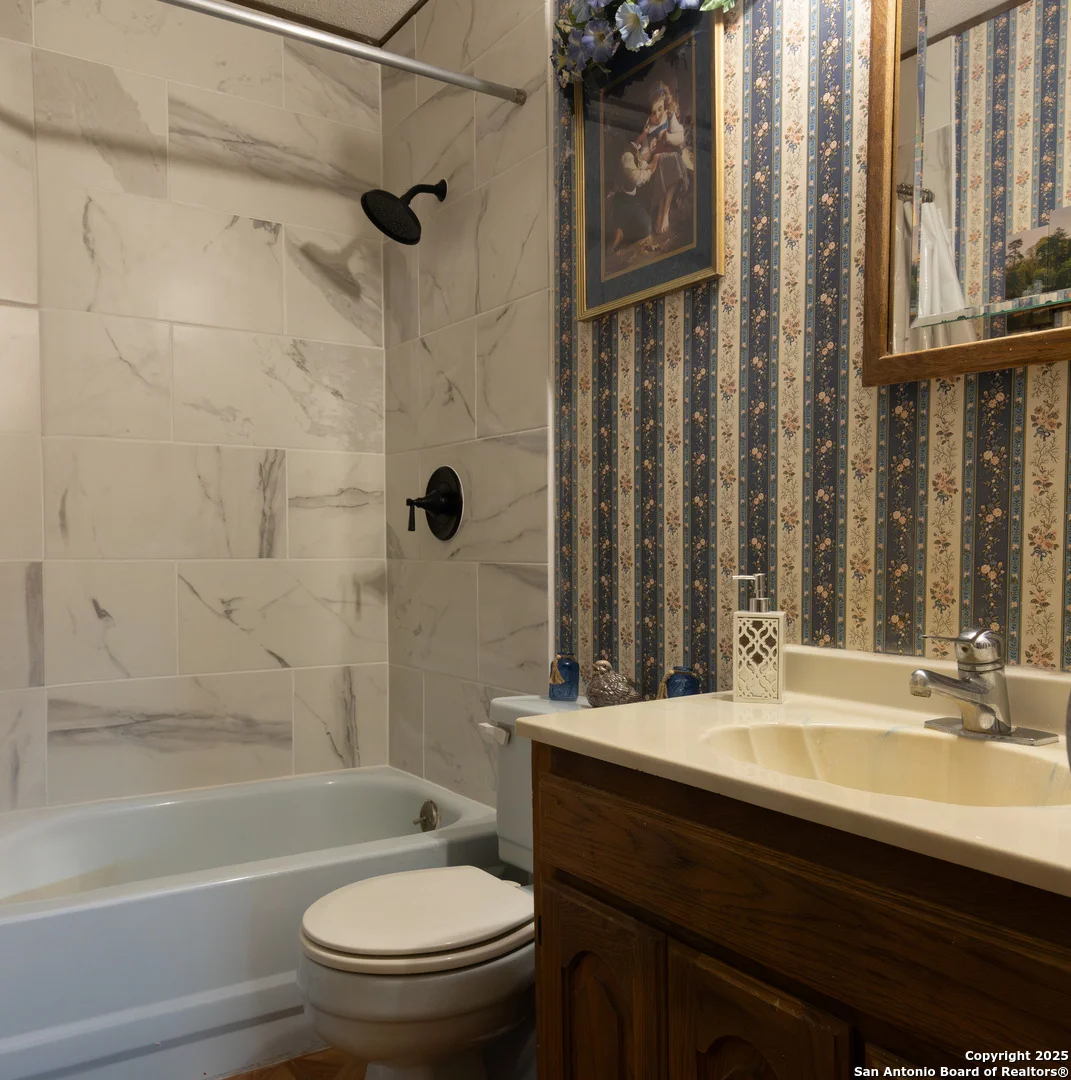 Photo of 324 OAK LN