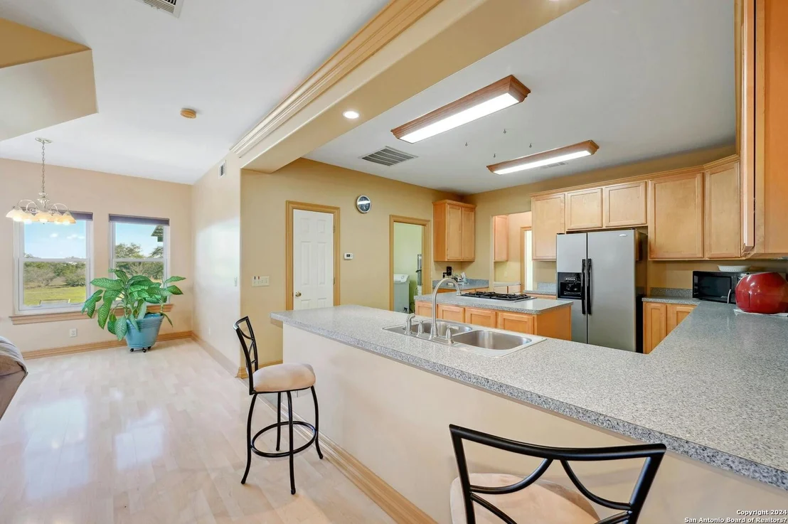 Photo of 1061 Cascade Trail