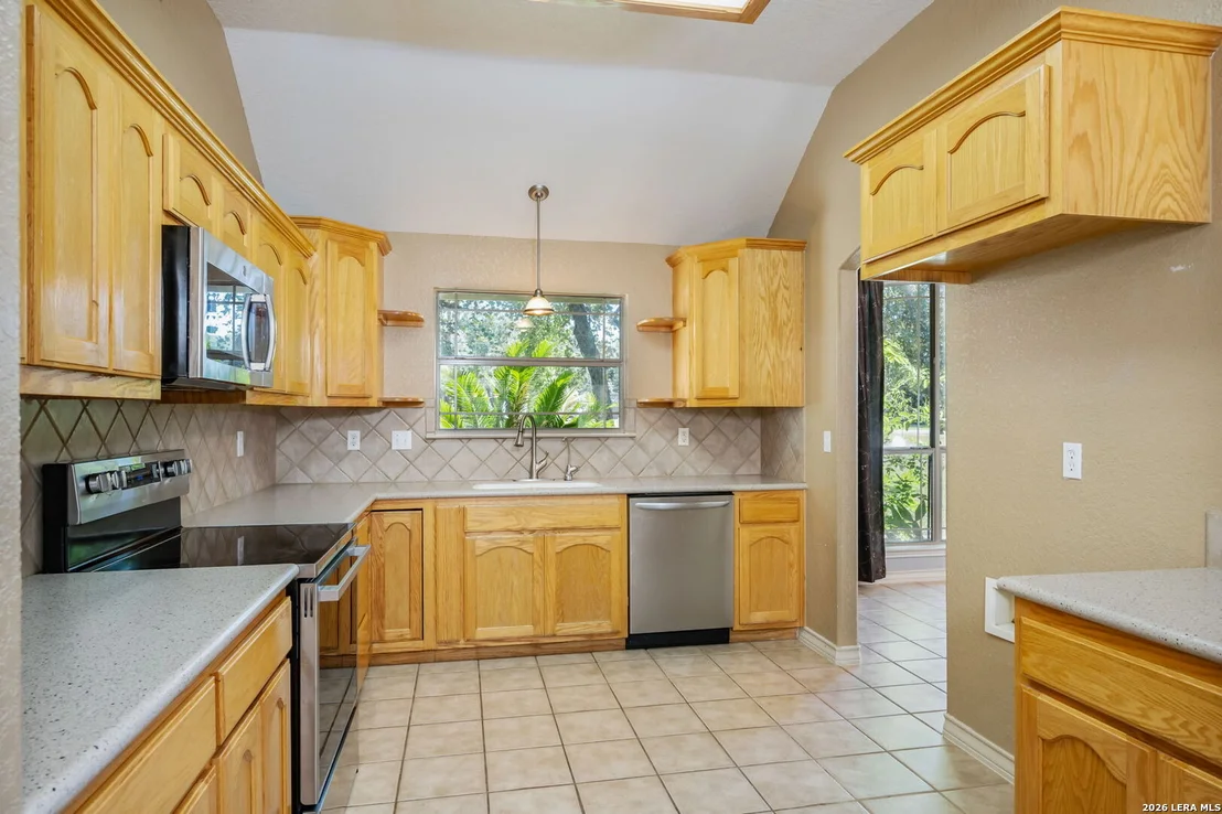 Photo of 112 LEGACY TRCE