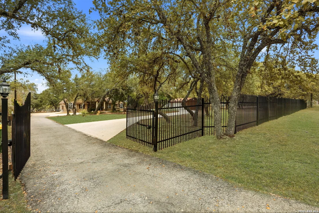 Photo of 813 County Road 375