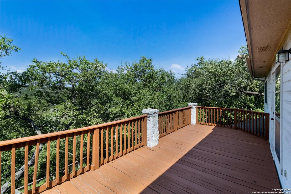 Photo of 2663 Rim Oak