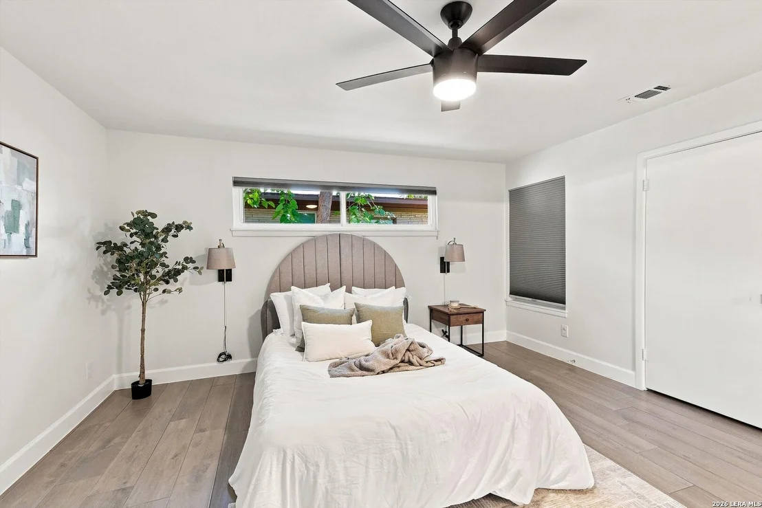 Photo of 217 Gardenview