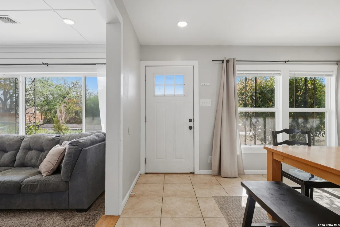 Photo of 1105 Upland